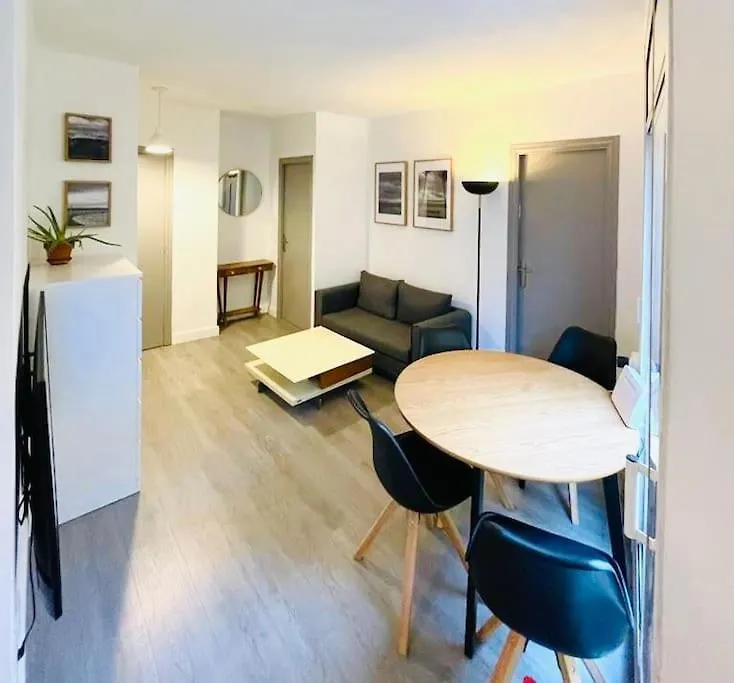 Have Fun Apartment In Cubelles